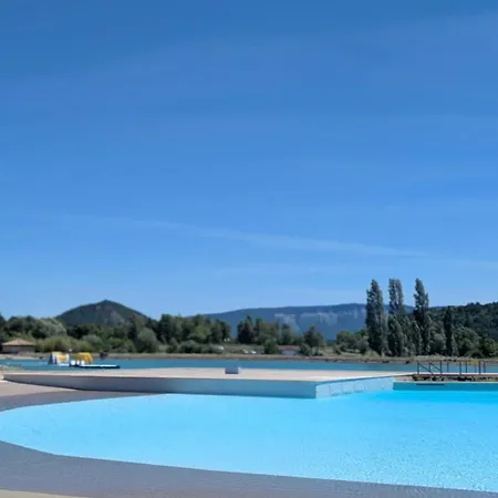 Les Trois Coeurs Guest house